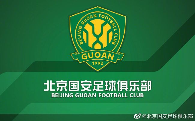 皮球直奔后门柱！